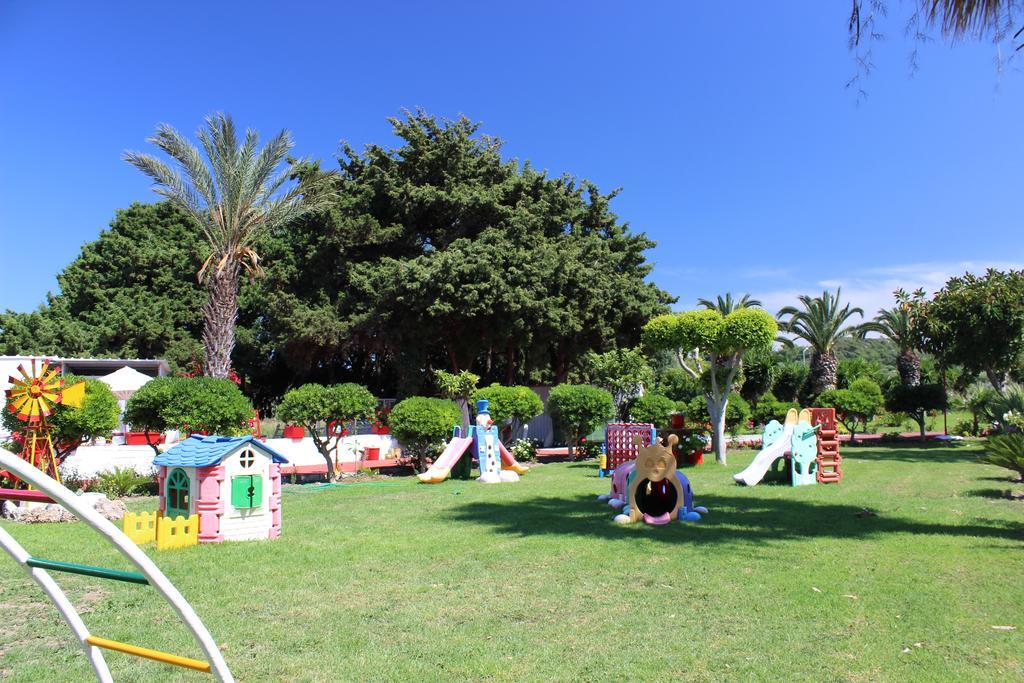 Corellia Asterias Beach Hotel Теологос Экстерьер фото