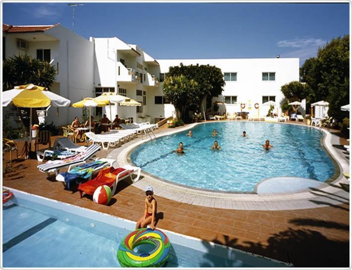 Corellia Asterias Beach Hotel Теологос Экстерьер фото