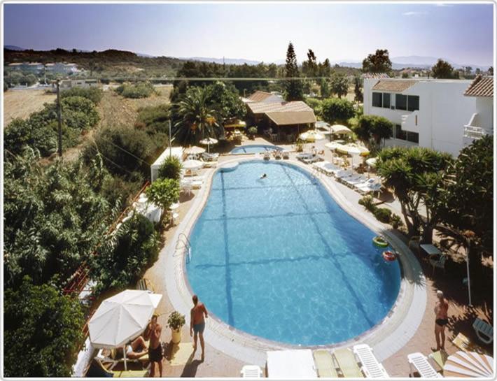 Corellia Asterias Beach Hotel Теологос Экстерьер фото